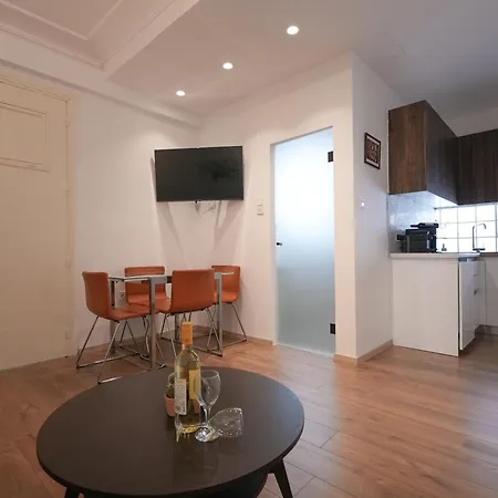 Syntagma Square, 50sqm Nikis Luxurious Apartment